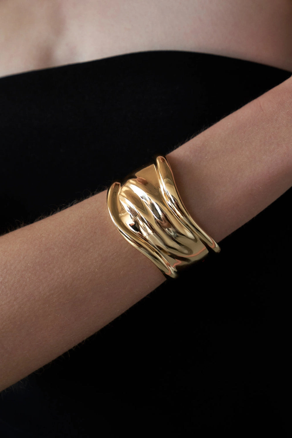 Lili Claspe Adva Cuff Bracelet